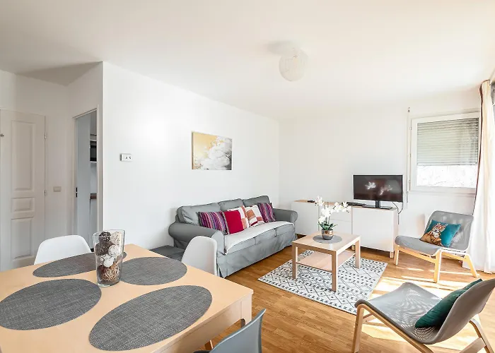 2 Bedroomed Le Crystal