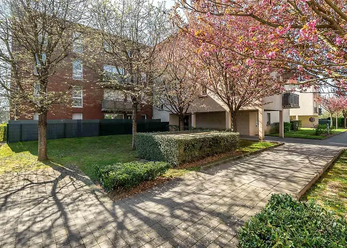 2 Bedroomed Le Crystal Montévrain
